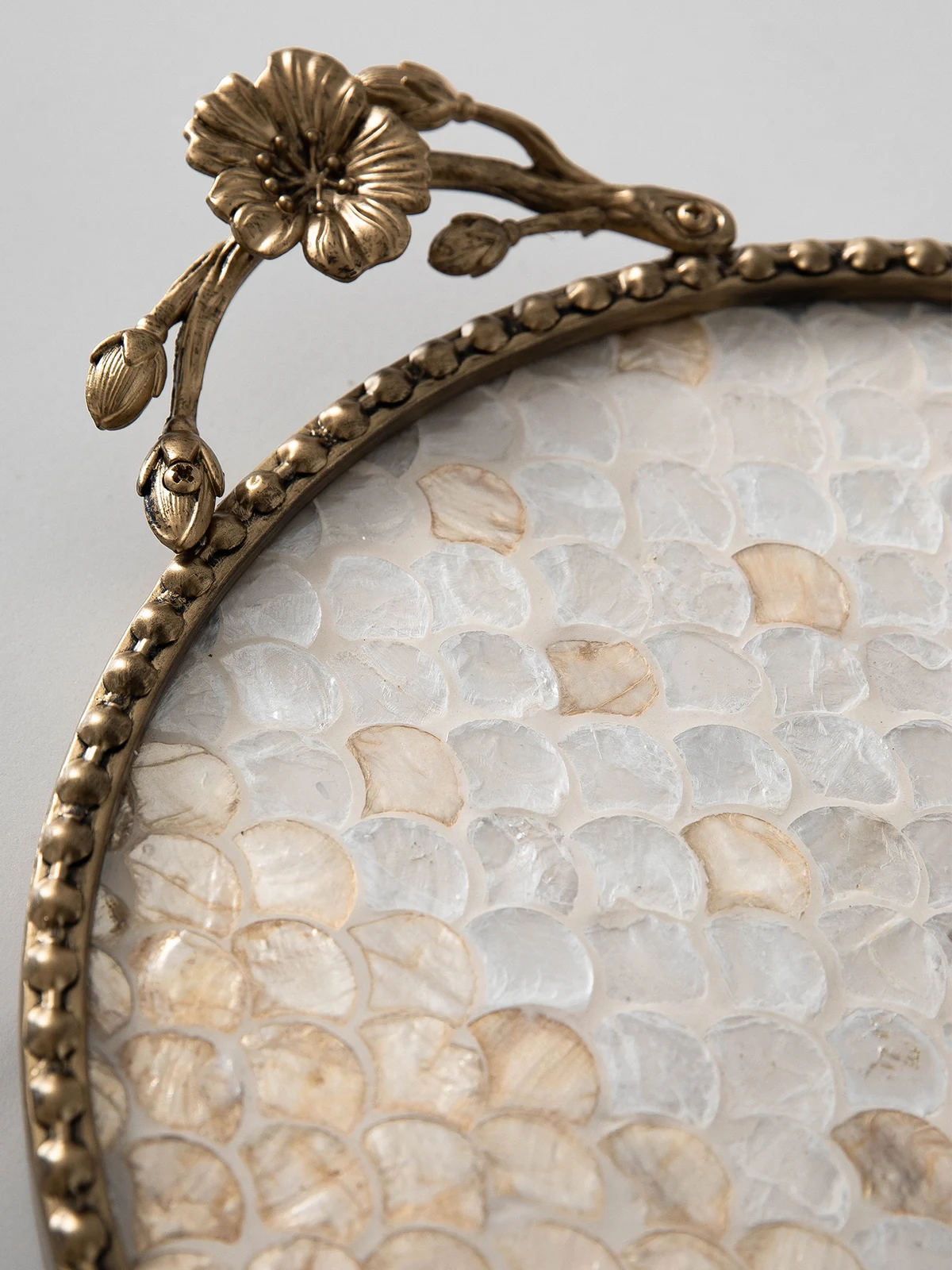 detail-01-shell-inlay