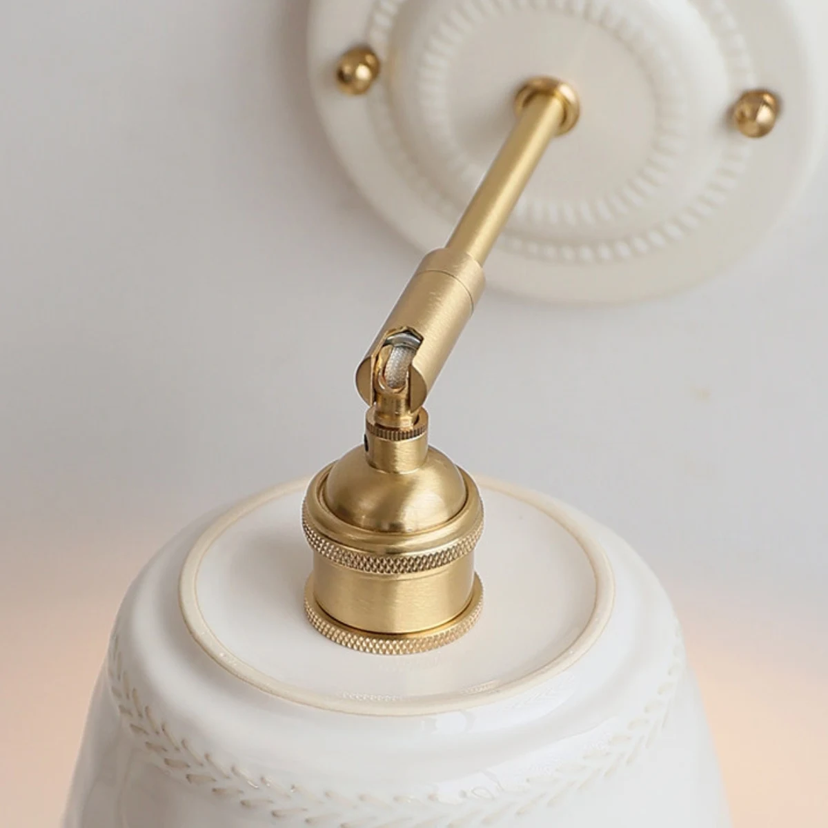 White ceramic shade texture detail