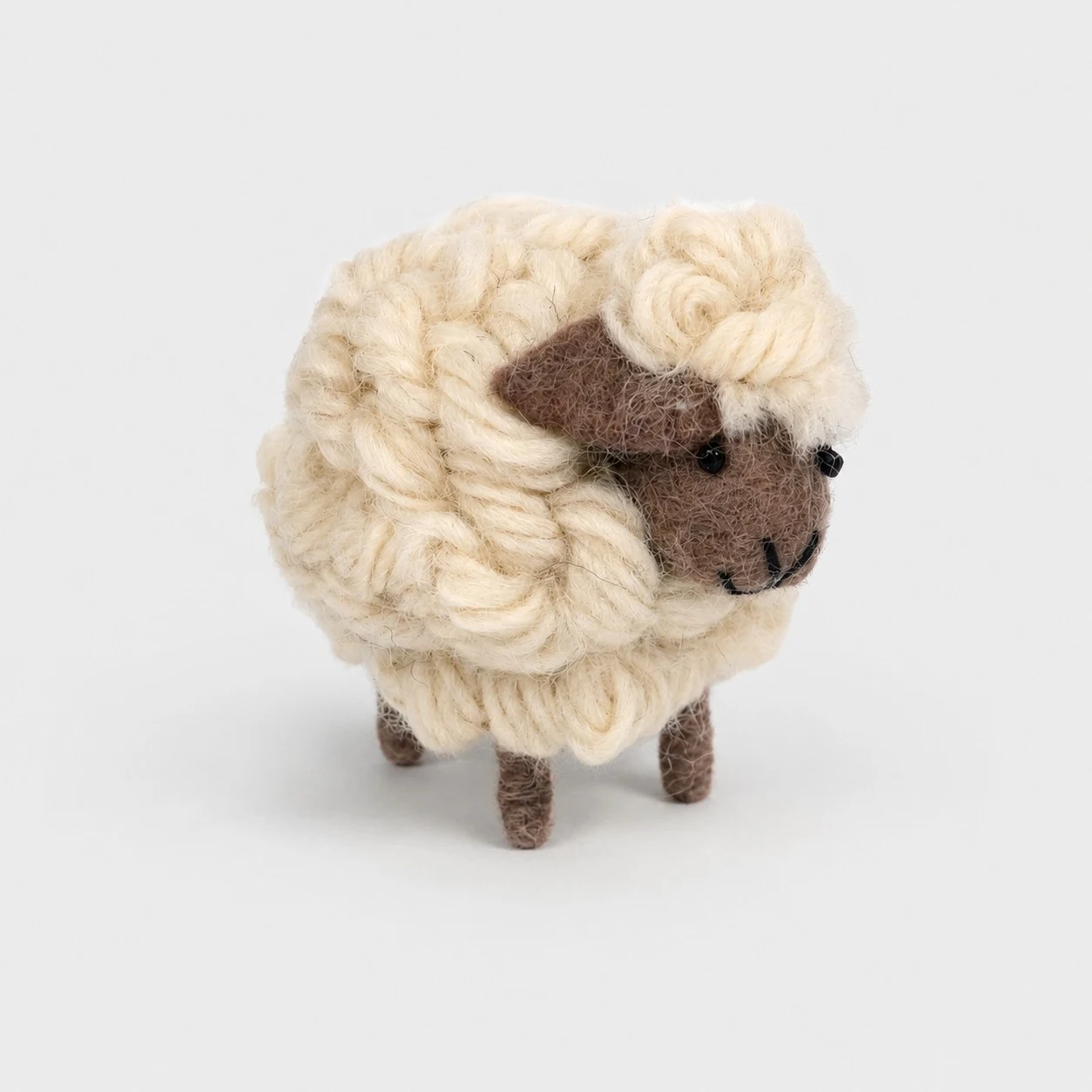 single 8 x 6 cm handmade wool felt sheep figurine