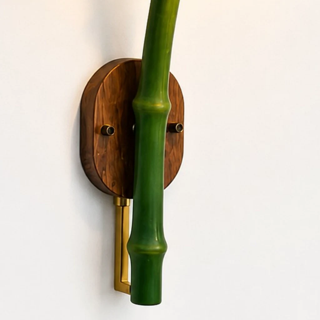 Sculpted Monstera leaf edge detail